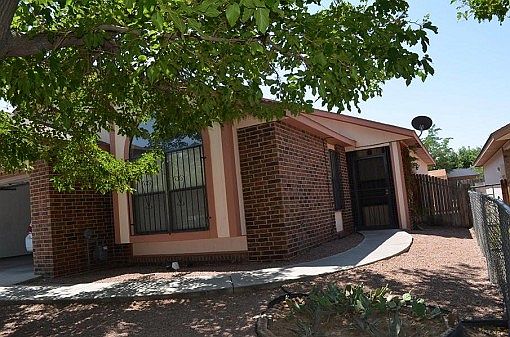 1st image of 1979 Castillo Dr SW