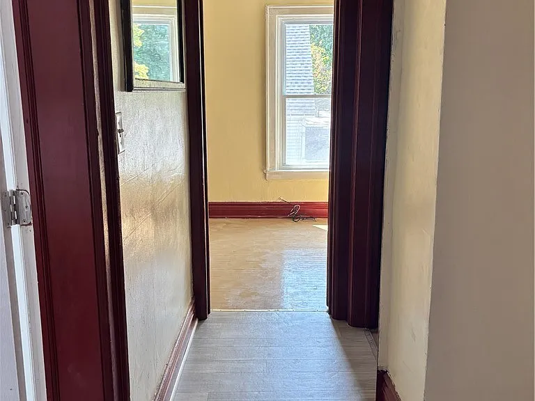 215 Ludington St #2 — Photo 13