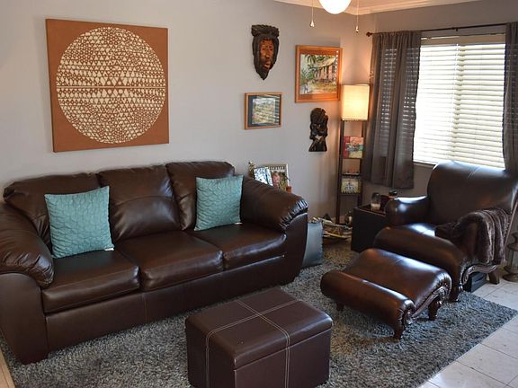 3rd image of 331 Blossom Hill Rd APT 4