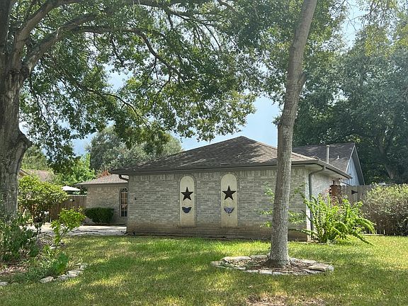 2nd image of 3514 Glenmeadow Dr