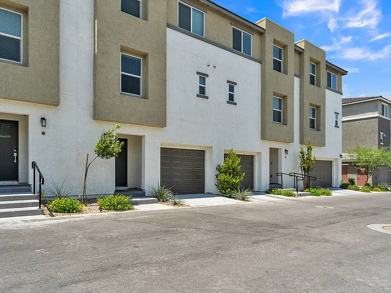 12311 Harvest Sky Way #4 — Photo 2