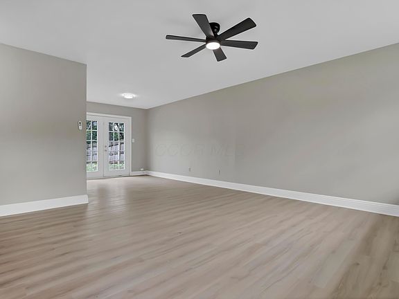 5th image of 3595 Clearwater Dr