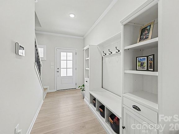 5th image of 4465 Dusty Orchard Rd