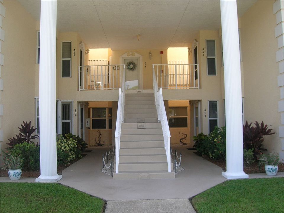 1st image of 870 Lake Orchid Cir Unit 870-208