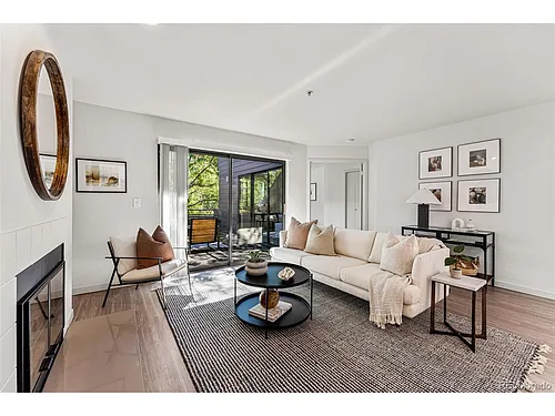 824 Walnut St #E Photo 1 824 Walnut St #E Photo 1