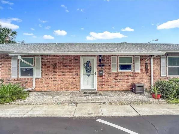 29 Fairway Ct #B, Deland, FL 32724