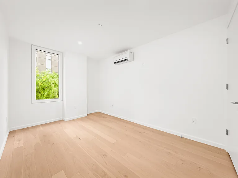 41-01 24th St #Townhouse 1 — Photo 14