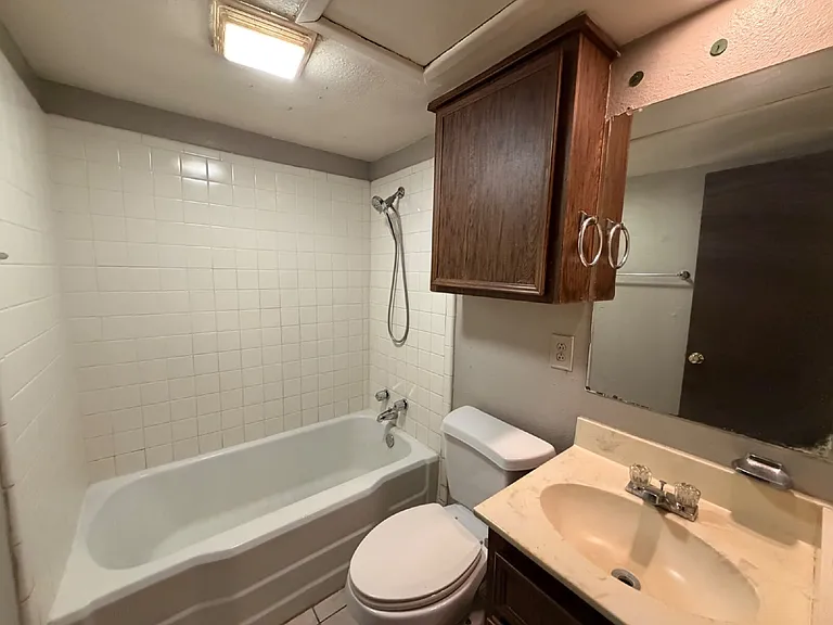 4608 Belton Ave #B — Photo 5