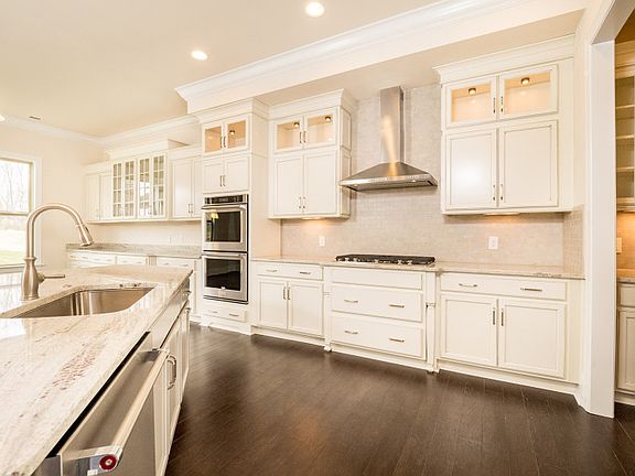 3rd image of 1540 Willow Oak Pond Ln