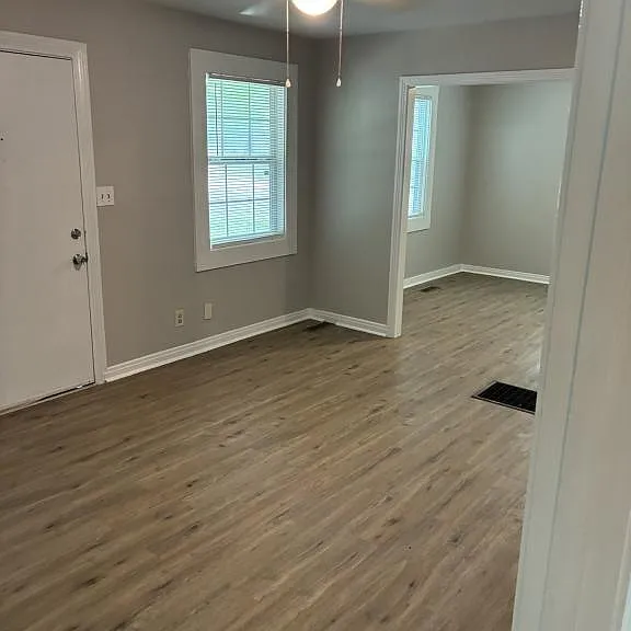 3016 Holmes Ave NW — Photo 7