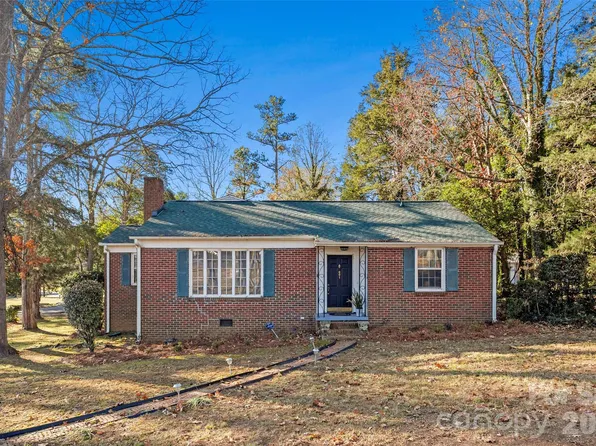 601 Country Club Dr, Rock Hill, SC 29730