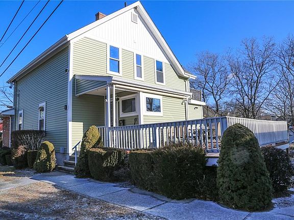 5th image of 26 Manville Ave