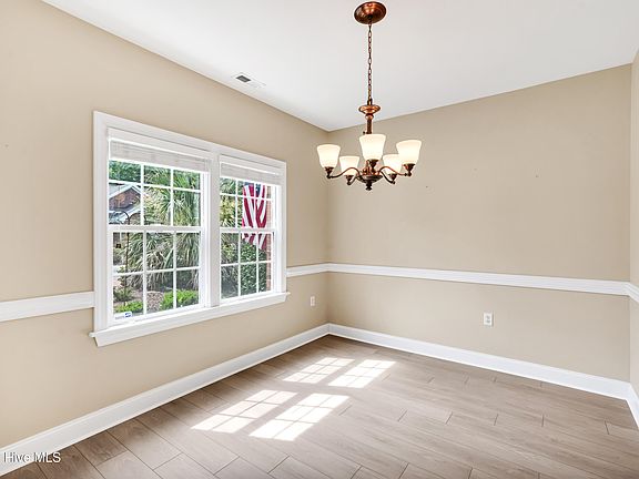 3rd image of 4321 Ashley Park Drive