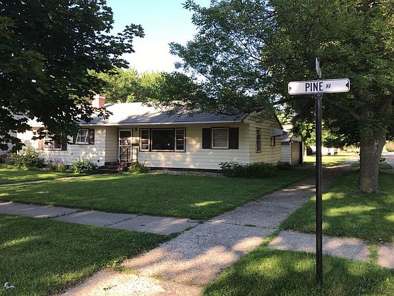 2nd image of 2985 Pine Ave