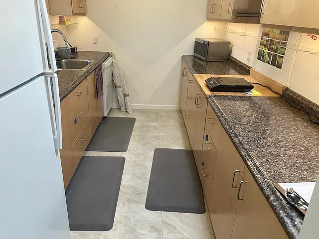 115 Marnell Ave #B — Photo 2