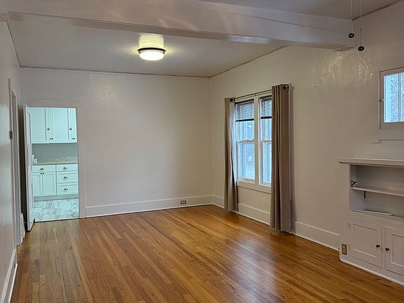 Dining room/living room