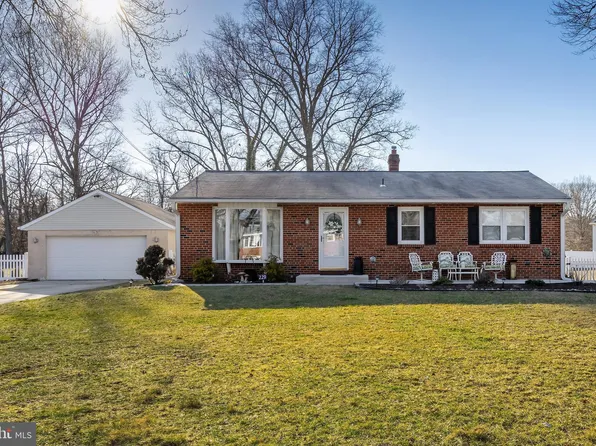 229 Evergreen Rd, Barrington, NJ 08007