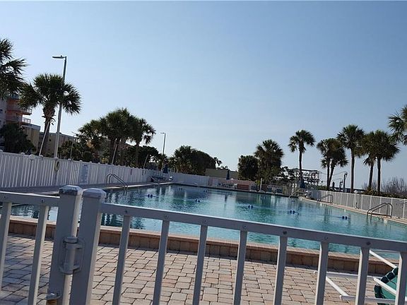 4th image of 18399 Gulf Blvd APT 353