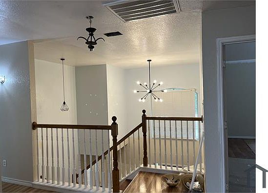 2nd image of 476 Maplegrove Dr