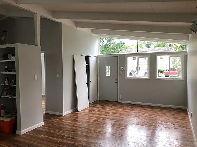 4703 Delaware St — Photo 8