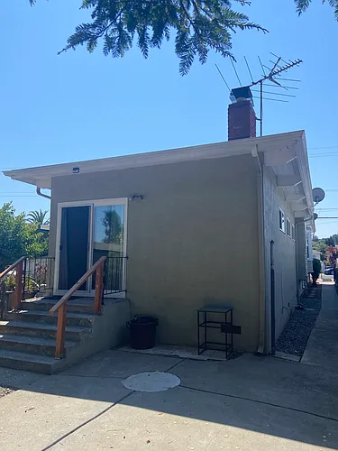 1326 C St Photo 1