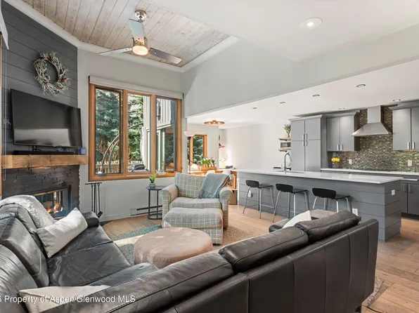 384 Fawn Ct, Snowmass Village, CO 81615