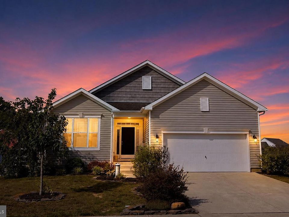 1st image of 48 Walters Way