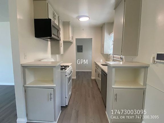 5th image of 1411 E California Ave #B
