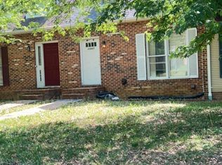 1047 Blue Ridge Dr, Harrisonburg, VA 22802