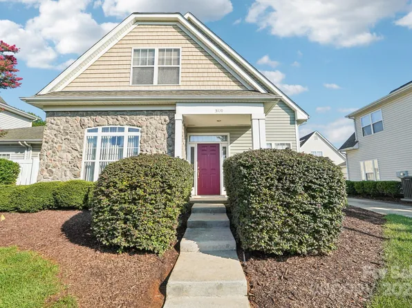 3120 Mistletoe Dr, Charlotte, NC 28273