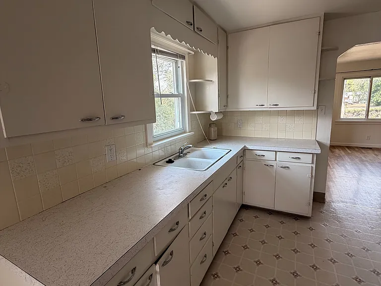 Abundant Kitchen Storage
