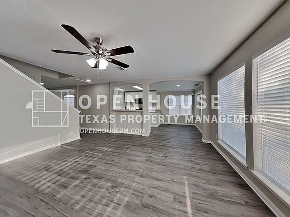 4th image of 3134 Redgum Dr