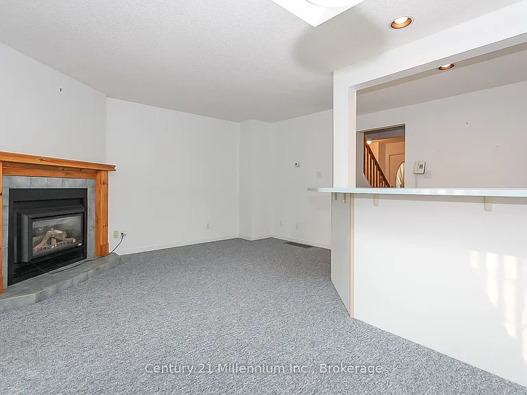 146 Settlers Way #36 — Photo 9