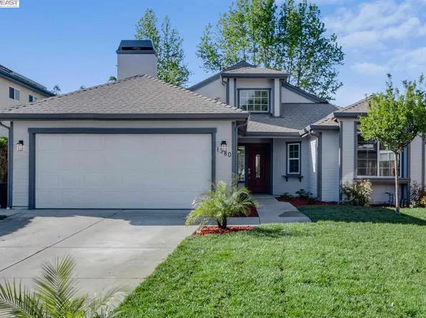 1380 Harvest Ln, Tracy, CA 95376