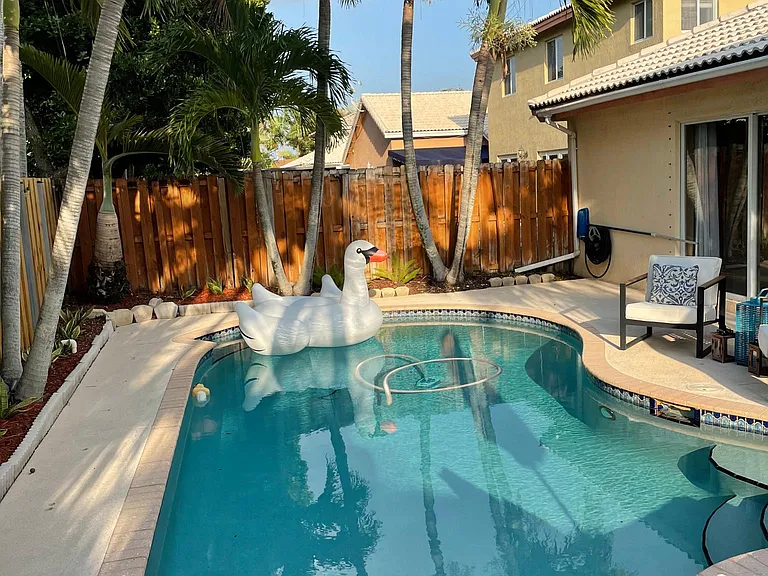 15453 SW 139th St — Photo 52