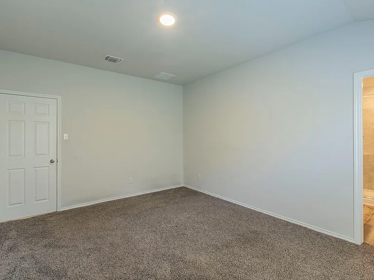 237 Poplin Ln — Photo 12