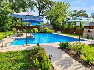 4010 Brookwoods Dr, Houston, TX 77092