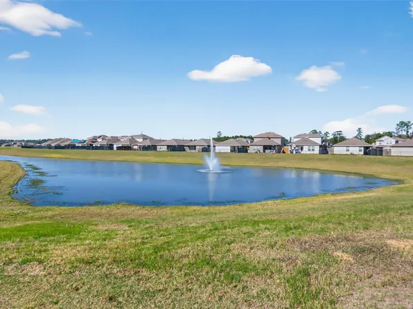 14432 Sugar Pines Dr, Conroe, TX 77302