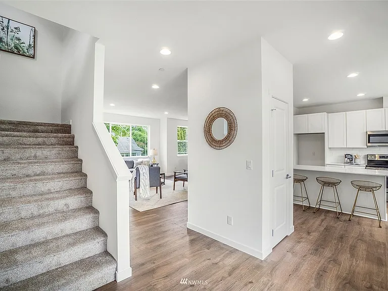 270 Arthur Ln — Photo 22