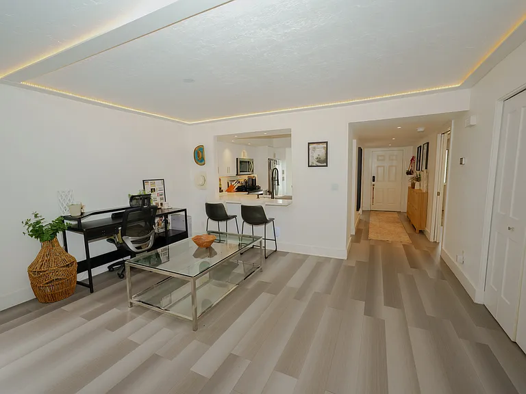 600 Misty Pines Cir #106 — Photo 6