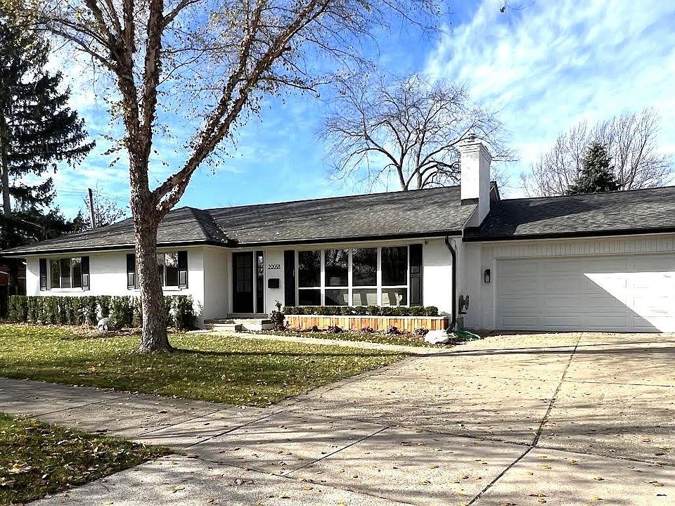 1st image of 20091 Morningside Dr