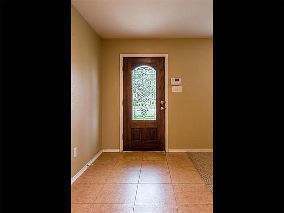 3rd image of 2000 Woodway Dr