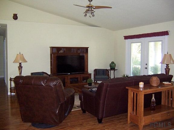 4th image of 20 Evansmill Ln