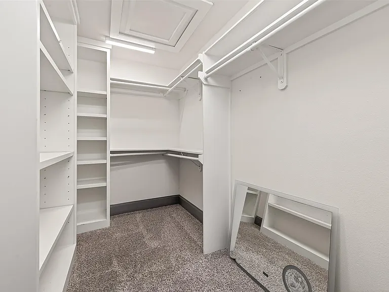 10054 Cedardale Dr — Photo 22