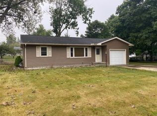 1705 Moorwood Dr, Decatur, IL 62521