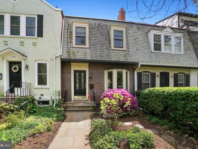 3520 S St NW, Washington, DC, 20007