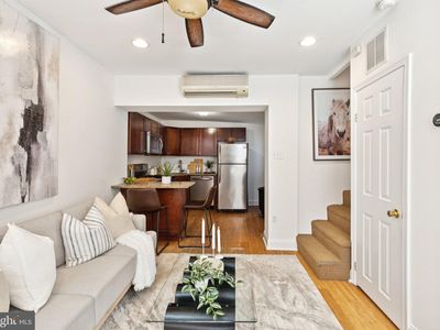 525 Fitzwater St APT 4, Philadelphia, PA, 19147