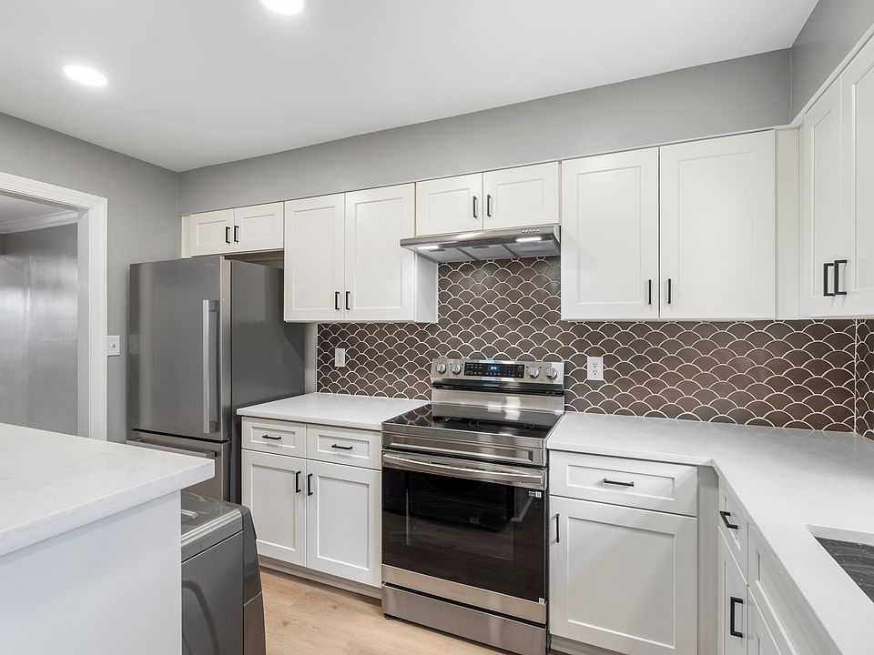 1st image of 5812 Hunting Ridge Ln