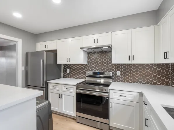 5812 Hunting Ridge Ln, Charlotte, NC 28212