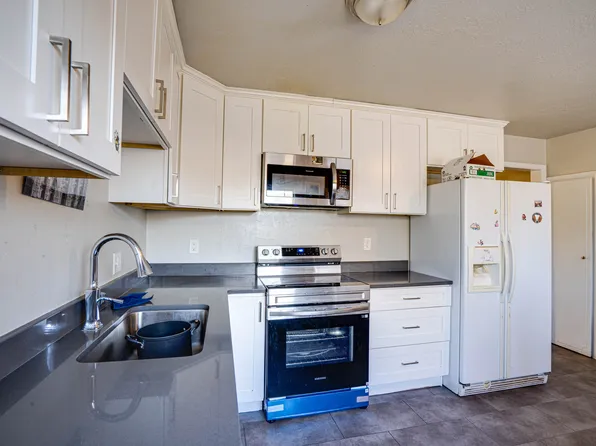 5002 W 5400 S, Kearns, UT 84118